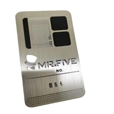 China Wholesaler / Retailer Low Price Credit Card Size Etched Stainless Steel Business Card Brushed Silver Free VIP Membership Cards Design for sale