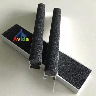 China Canada Carborundum Industrial Indoor Recessed Stair Nosing Strips For Wood Staircase for sale