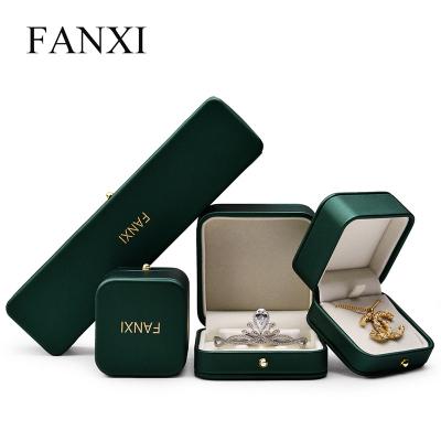 China FANXI Jewelry Box Luxury Custom Jewelry Gift Packaging Box For Ring Necklace Boxes Green PU Leather Packaging Set Luxury Jewelry Box for sale