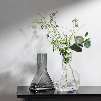 China Minimalist Home Ornaments Geometric Vase Clear Flower Vase Wedding Centerpiece Glass Vase for sale