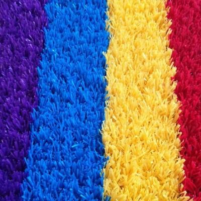 Cina Rosso Giallo Blu Violare Artificiale Bambini Erba Piana Arcobaleno Pista Densità 22050 punti/mq in vendita