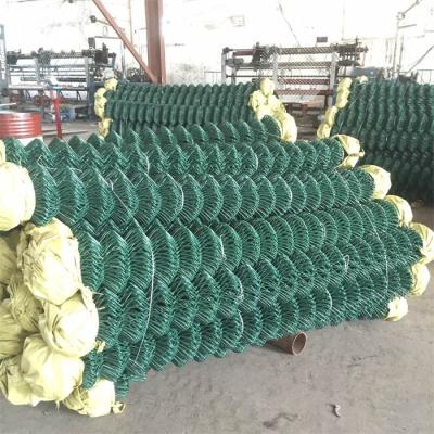 China Wholesale Residential Commercial Easily Assembled 10ft 4ft 5ft 6ft 7ft 8ft Galvanized Vinyl Mantel Used Chain Link Fence Black Green Silver for sale