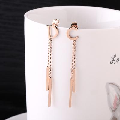 China Wholesale Famous Brand FASHIONABLE D and C Letters Stud Earrings Stainless Steel Hypoallergenic Women Jewelry Rose Gold Letters Stud Tassels for sale