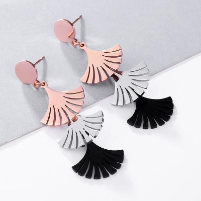 China Trendy and Exquisite Three-color FASHION Scallop Shape Hypoallergenic Women Stainless Steel Stud Earrings Fashion Jewelry for sale