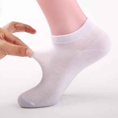 China Low Price Antibacterial Hot Sale Custom Breathable Socks Mens Breathable Moisture Wicking Cooldry Mesh Socks Anti Microbial Odorless Cotton Socks for sale