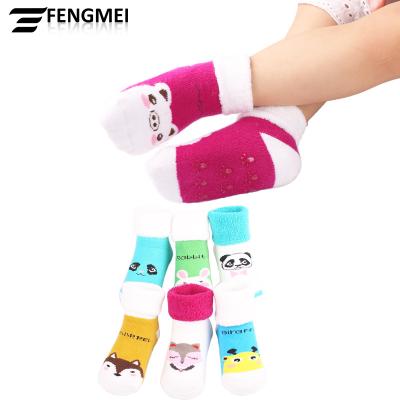 China Custom Hot Selling Antibacterial Soft Touch Cartoon Fashion Socks Cute Babies Cute Wearing Socks Knitted Cotton Warm Soft Socks for sale