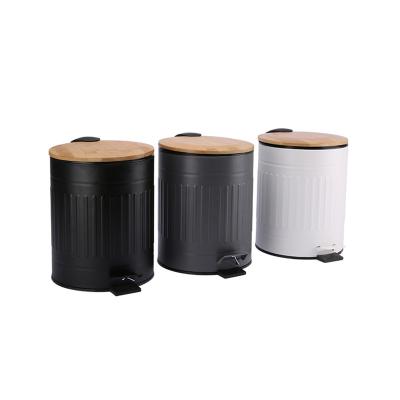 China Home Innovative Sustainable Indoor Pedal Foot Pedal Bathroom Toilet Waste Bin Waste Bin Dust Bin With Bamboo Lid for sale