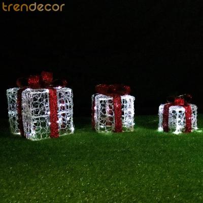 China Trendecor Christmas Outdoor Christmas Figures Indoor Outdoor Use Waterproof Soft Acrylic 3 Piece Package Set Light for sale