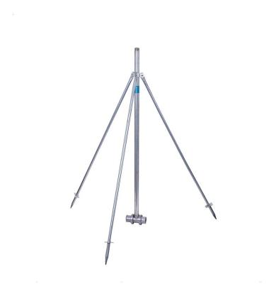 China Manufacture Iron Stable Tripod 1