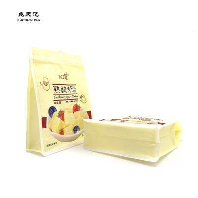 China Square Bottom Bag Moisture Proof Printed Plastic Food Packaging Bags Zipper Lock Cooled Yogurt Drink Packaging Bag for sale