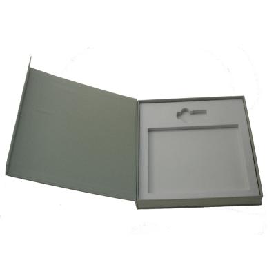 China Recycled Materials Texture Custom Paper Bespoke Magnetic Box Eva Cutout Inserts Supplied for sale