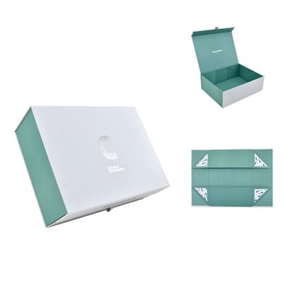 China Hot Sale Luxury Magnetic Folding Gift Box Handmade White Rigid Flat Storage Paper Folding Gift Box for sale