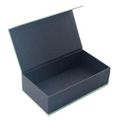 China Recycled Materials Size Custom Hard Cardboard Sturdy Gift Boxes With Low Moq for sale