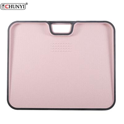 China Sustainable Tpr Double Sided Edge Blocks Straw Cutting Board pp Wheat Plastic Kitchen Chopper With Non-slip Feet for sale