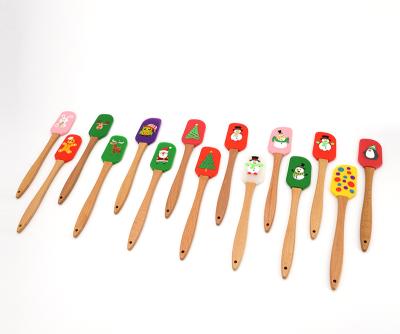 China OEM Viable Wooden Handle Cake Scraper Cake Baking Cream Printed Silicone Spatulas For Christmas for sale