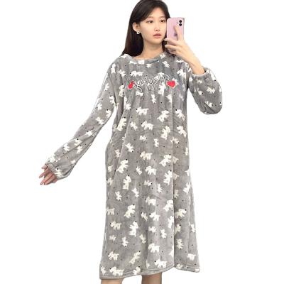 China Wholesale QUICK DRY Women's Pajamas Autumn and Winter Christmas Flannel Deer Nightgown Cute Home Clothing Long Plus Size Nightgown for sale