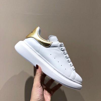 China Fashion Trend Designer Mcquean Platform Chunky Trainers Mens Luxury Skateboarding Sneakers shoessely for sale