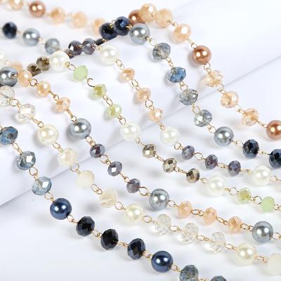 China Crystal Beads Natural Gem Round Beads Necklace Clear Loose Crystal New Classic Iridescent Crystal Statement Necklace for sale