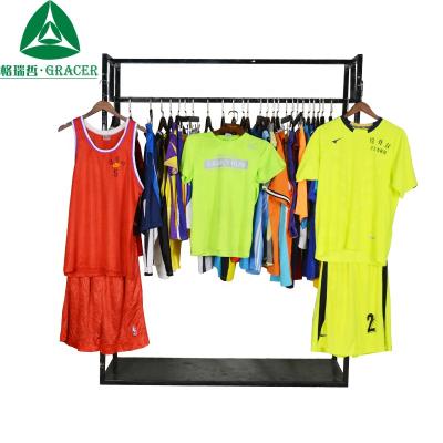 China Guangzhou second-hand clothing quick dry clothing used brand sport wear fitness for sale