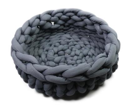 China Thick Washable Breathable Knit Pet Nest Hand - Woven Cat Litter Soft Warm Pet Bed For Small Pets for sale