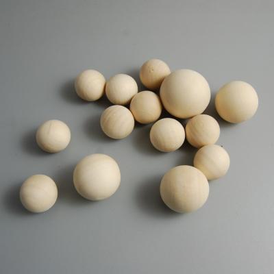 China Children's DIY Wooden Beads Creative Ball Spacer Round Wood Beads 100% Natural Wooden Beads Jewelry Eco-friendly Lead Free DIY 10-60mm Making No Holes for sale