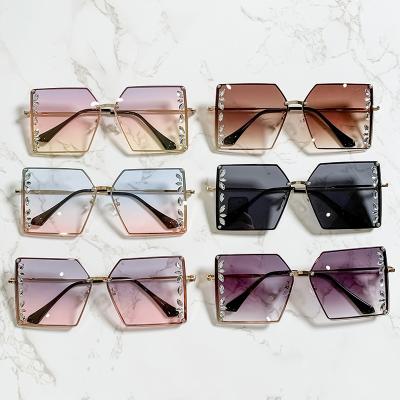 China New Fashion Diamond Rhinestone Decoration Square Metal Sun Glasses Women's Luxury Oversized Sunglasses SKYWAY Type Sunglasses for sale