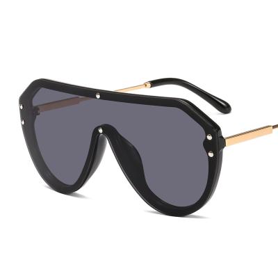 China Hot Selling New Style Sun Glass Shades SKYWAY Sunglasses Fashionable Men Women Glasses One Piece Sunglasses for sale