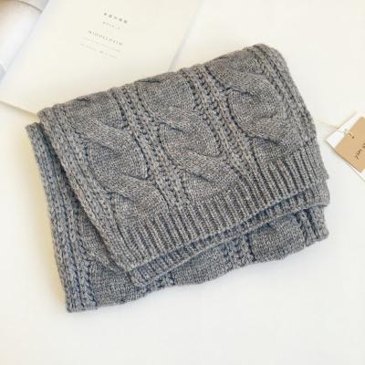 China Keeping Bulky Warm Knit Reversible Wholesale Women Men Scarf Acrylic Cable Scarf for sale