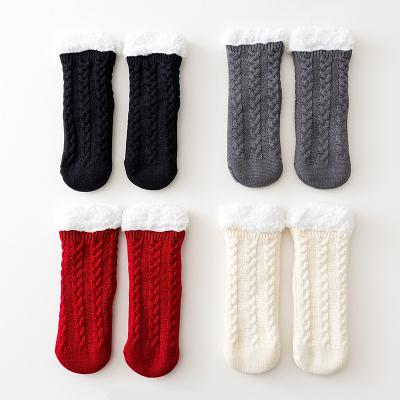 China Non-slip socks knit home socks with gripper soles baby cable slipper non-slip socks for sale