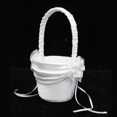 China M4619 Wedding Supplies White Flower Basket Lace Bridesmaid Wedding Bridal Candy Basket M4619 for sale