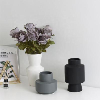 China Simple Nordic Minimalist Geometric Desktop Decoration Home Decor Vase Flower Ceramic Vase for sale