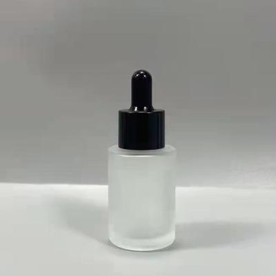 China Wholesale Cosmetic White Amber Flat Shoulder Glass Bottle 1oz Dropper Bottle Tops 30ml Essential Oil Bottle for sale