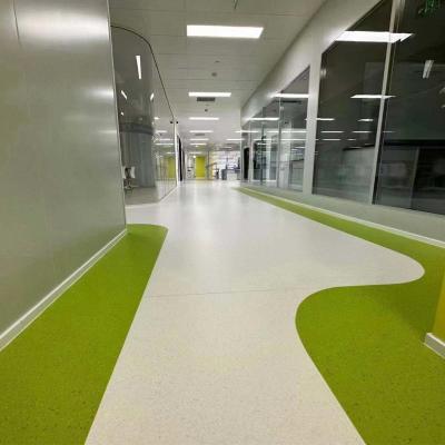 China Antistatic Cleanroom PVC Flooring , Esd Homogeneous Vinyl Floor Rolls For Hospital for sale