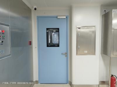 China Puerta de acero hermética de cuarto limpio Puerta oscilante de acero para laboratorio de hospital en venta