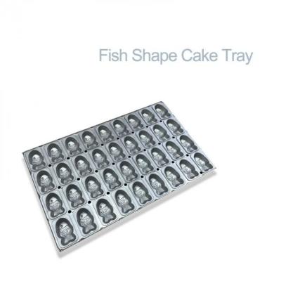 China 1.5mm Small Aluminium Baking Tray Orion Moist And Chewy Fish Shape Cake Tray for sale