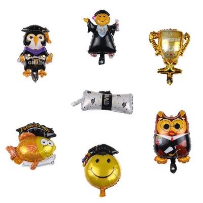 China Hot Selling Graduation Decoration 2021 School Collage Party Supplies Mini Size Graduation Foil Balloons for sale