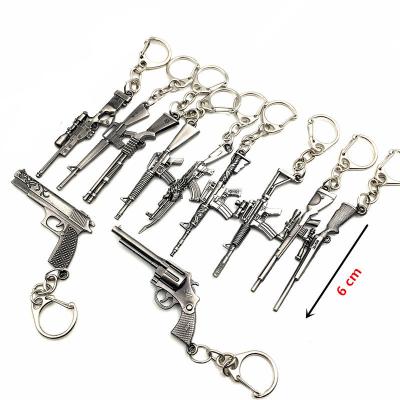 China Metal Game Cf Cs Go Key Chain Ak47 M4A1 Weapon Gun Model Keychain Metal Key Holder Holder For Fan's Gifts Size 6cm for sale