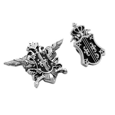 China Anime Black Butler Brooch Shire Cos Jewelry Metal ALLOY Pins and Custom Brooches Accessories for sale