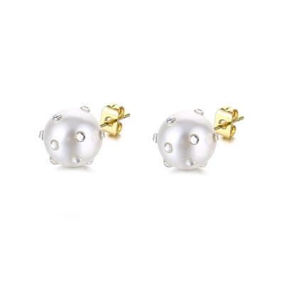 China Cute Wholesale Elegant Women front back earring 925 silver sterling pearl Earring With diamond daily use INS style stud earrings for sale