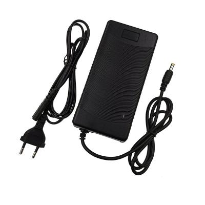 China Motorcycle/scooter 21V 5A lithium battery fast charger for five series battery car AC 100-240V dc 5.5mm*2.1mm interface electric high quality plug for sale