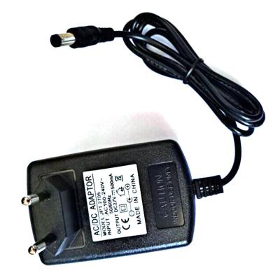 China UniversalÂ   Universal Delivery 27V 0.5A 13.5W Power Adapter Quick Change Charger With Short Circuit Protection for sale