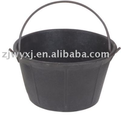 China Good Quality Sustainable Industrial Recycled Pails Rubber Buckets With Steel Handle for sale