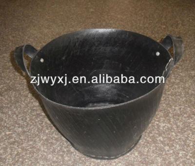 China Sustainable Recycled Rubber Tire Firewood Storage Basket, Rubber Container for sale