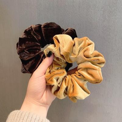 China Fashionable Hair Scrunchies High Elasticity Durable Wholesale Velvet Scrunchies Large for sale