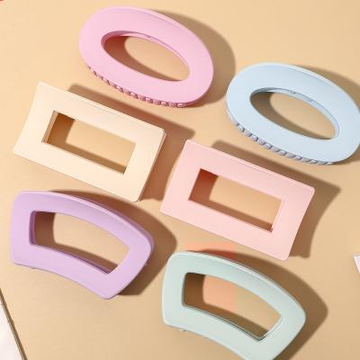 China Matte Fashion Rainbow Hair Clip Claw Large Hair Clip Girls Hair Clip Korean Stylish Plastic Claw Clip for sale