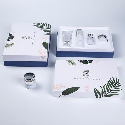 China Custom Fashion Eco-friendly Luxury Paper Logo Printed Make Up Set Gift Cosmetics Packaging Boxes for sale