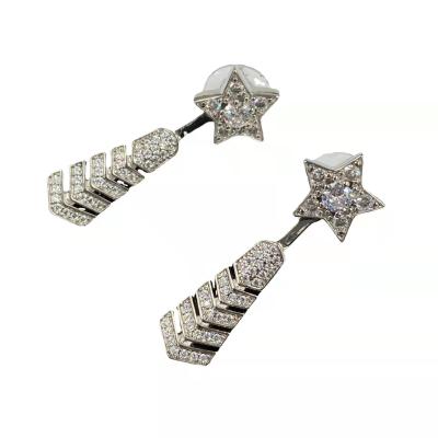 China New 2022 Beautifully Designed Fashion Style 18K 5 Star Gold And White Diamond Stud Earrings for sale