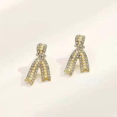 China FASHIONABLE wholesale gifts factory ladies jewelry Zircon jewelry silver earrings shop charm prom earrings for sale