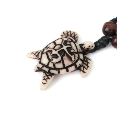 China Vintage Turtle Wax Rope Acrylic Engraved Leather Necklace Handmade Handmade Resin Pendant Necklace for Women Men Unisex for sale