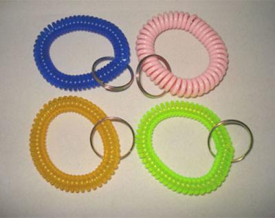 China Wrist coil key chain ring holder flexible expandable stretchy coil wrist band w/key ring for sale